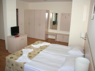 Serena Residence Aparthotel