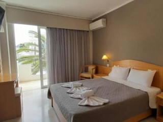 Serenity Hotel Tolo
