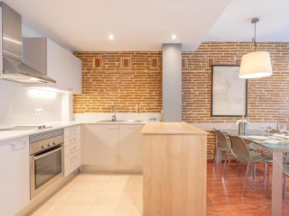 Serennia Apartamentos Arc de Triomf