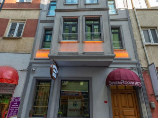 Seven Rooms Oldcity Hotel