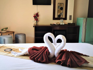 SEVEN SEAS HOTEL