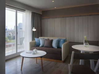 SHAMA YEN-AKAT BANGKOK