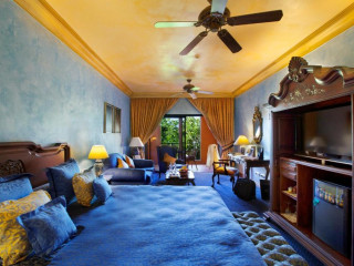 SHAMS LODGE