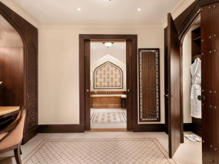 Shangri-La Qaryat Al Beri, Abu Dhabi