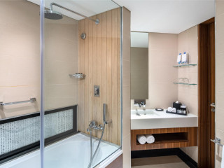 Sheraton Dubai Creek Hotel and Towers