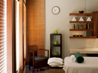 Sheraton Dubai Creek Hotel & Towers