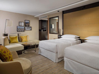 Sheraton Grand Tbilisi Metechi Palace