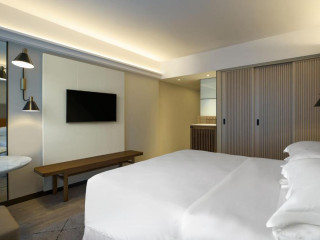 Sheraton Hong Kong Hotel & Towers