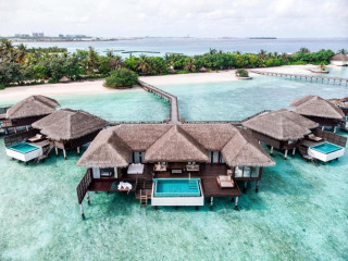 Sheraton Maldives Full Moon Resort & Spa