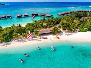 Sheraton Maldives Full Moon Resort & Spa