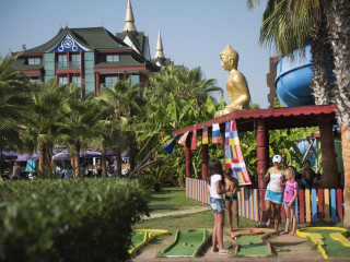 SIAM ELEGANCE HOTELS & SPA