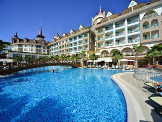 Side Crown Palace Hotel