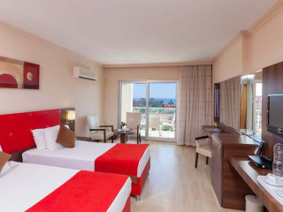 POSEIDONIA BEACH HOTEL