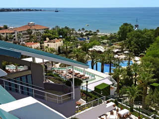 DIAMOND HILL RESORT  SPA  HOTEL