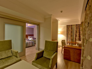 SIDE STAR RESORT