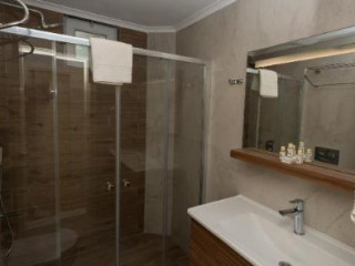 SIDE VILLAGE FAMILY HOTEL