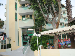 SIESTA HOTEL