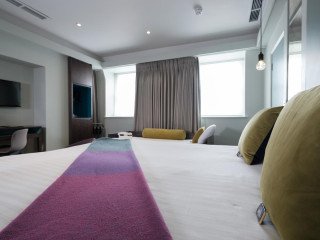Signature Townhouse Hyde Park