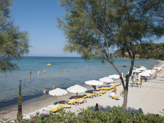 Simantro Beach Hotel