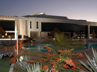 Simantro Beach Hotel