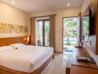 Sinar Bali Hotel By Zuzu