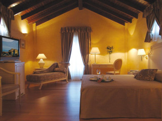 Siorra Vittoria Boutique Hotel