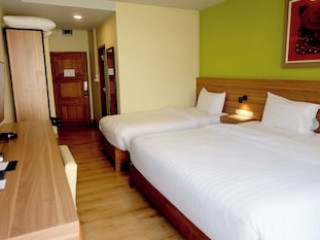 SIRI ORIENTAL BANGKOK HOTEL