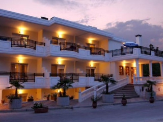 Sirines Hotel 