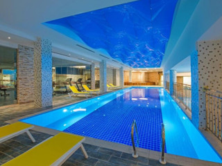 SIRIUS DELUXE RESORT