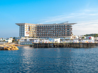 SIRIUS DELUXE RESORT