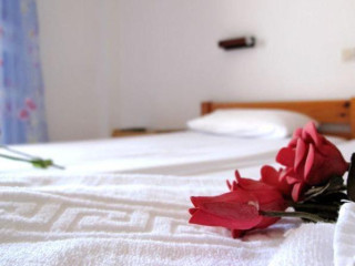 Skentos Hotel