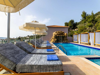 Skiathos Avaton Suites & Villas