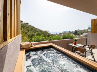 Skiathos Avaton Suites & Villas