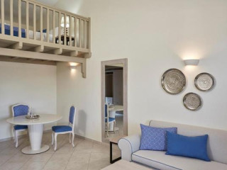 Skiathos Living Unique Residences