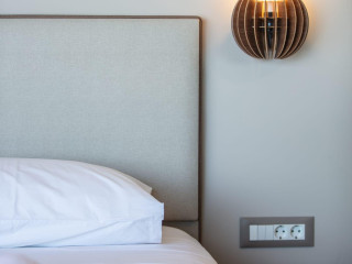 Skipper Beachfront Suites