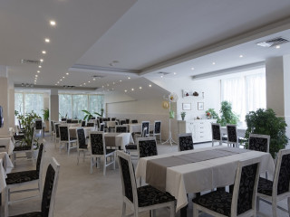 SLAVEY HOTEL