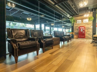 SLEEP BOX SUKHUMVIT 22