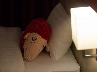 SLEEP WITH ME HOTEL design hotel @ patong