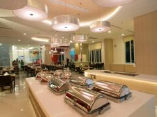 SLEEP WITH ME HOTEL design hotel @ patong