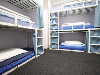 SMART HYDE PARK INN HOSTEL