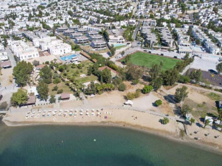 SMART STAY BEACH HOTEL