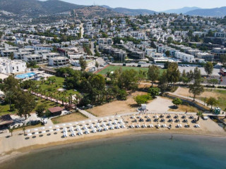 SMART STAY BEACH HOTEL