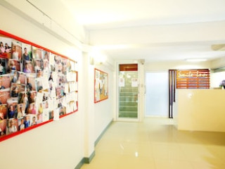 SMILE INN
