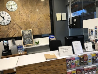 SNOOZE INN DICKSON ROAD