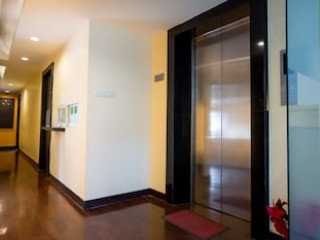 SNOOZE THONGLOR BANGKOK