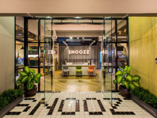 Snoozz Hotel