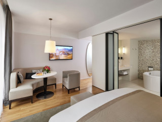 SOFITEL PARIS ARC DE TRIOMPHE