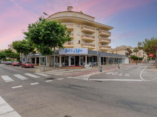 Sol y Mar Apartments