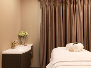 SOLAR ALVURA HEALTH HOTEL