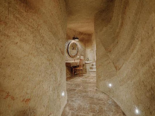 Solem Cave Suites